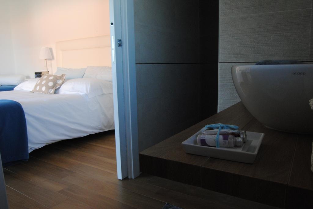 B&B La Gatta Sul Tetto Borgo san Donato  외부 사진